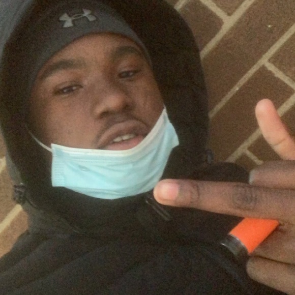 Meet your Posher, Justin - Picture 1 of 1